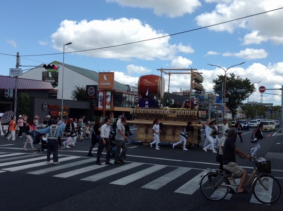 ビルトインガレージはいくら 土留め工事のいろいろ 三和建設のコンクリート住宅 ｂｌｏｇ