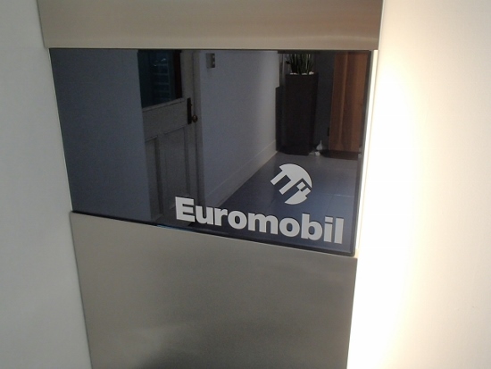 「Euromobil（ユーロモビル）」の正規販売代理店「藤屋」