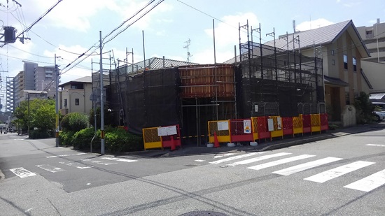 宝塚市で建築中の鉄筋コンクリート造２階建て住宅