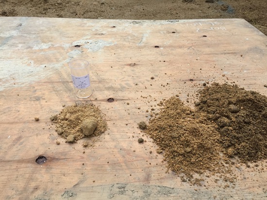 採取した土質と支持層の土質に相違がないかも確認