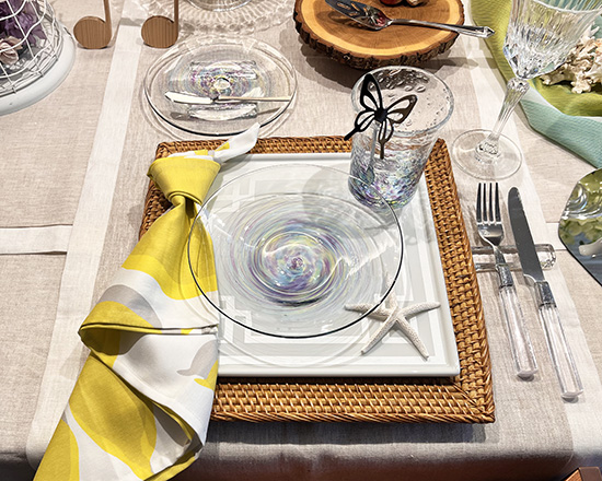 2026春夏ホームステージング_琉球ガラスのテーブルセッティング 2026春夏ホームステージング_琉球ガラスのテーブルセッティング